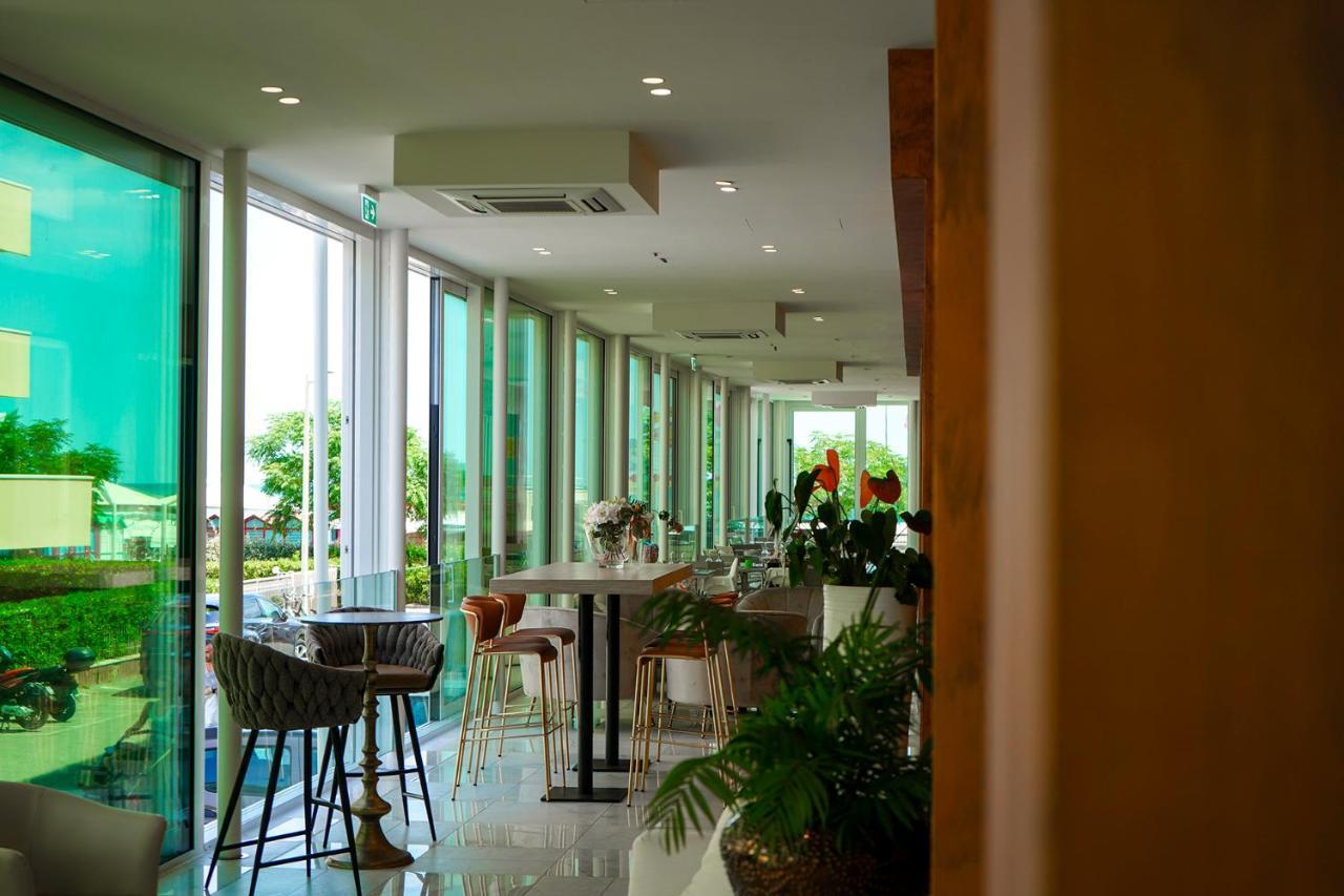 Hotel Arizona Riccione Zewnętrze zdjęcie
