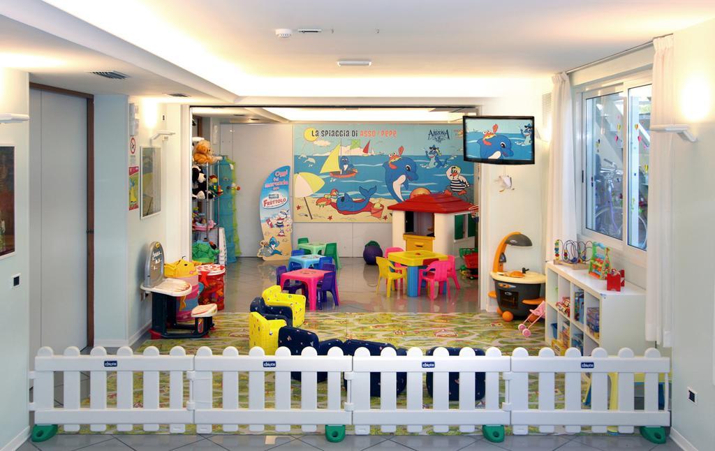 Hotel Arizona Riccione Zewnętrze zdjęcie