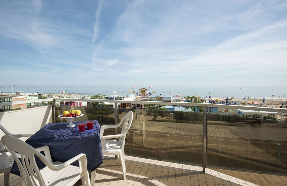 Hotel Arizona Riccione Zewnętrze zdjęcie